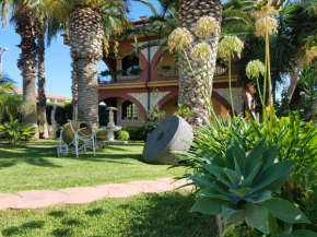 Гостиница Villa Del Papiro  Авола